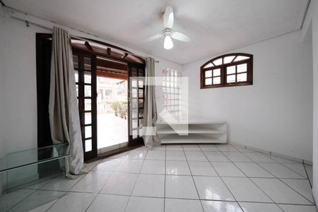 Quarto de casa para alugar com 2 quartos, 140m² em Vila Pierina, São Paulo