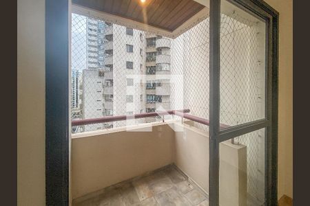 Varanda da Sala de apartamento para alugar com 2 quartos, 67m² em Indianópolis, São Paulo