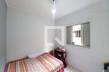 Quarto 1 de casa à venda com 3 quartos, 40m² em Jardim Ipaussurama, Campinas