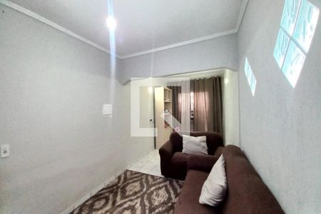 Sala de TV de casa à venda com 3 quartos, 40m² em Jardim Ipaussurama, Campinas
