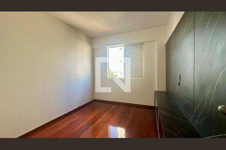 Quarto 1 de apartamento para alugar com 4 quartos, 140m² em Buritis, Belo Horizonte