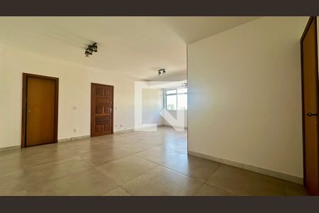 Sala de apartamento para alugar com 4 quartos, 140m² em Buritis, Belo Horizonte