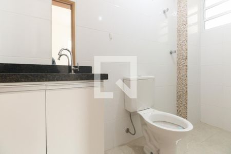 Banheiro de apartamento à venda com 1 quarto, 38m² em Vila Carrão, São Paulo
