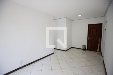 Sala de apartamento para alugar com 2 quartos, 63m² em Taquara, Rio de Janeiro