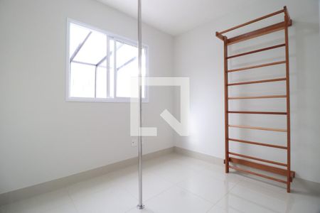 Quarto 2 de casa de condomínio para alugar com 3 quartos, 100m² em Laranjeiras, Uberlândia