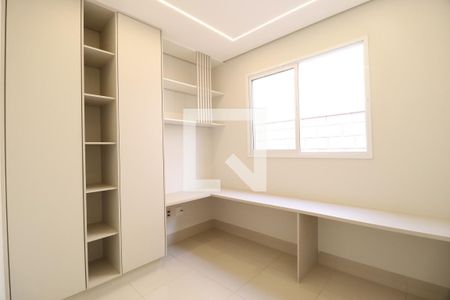 Quarto 1 de casa de condomínio para alugar com 3 quartos, 100m² em Laranjeiras, Uberlândia