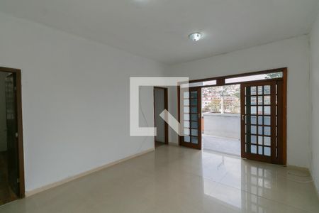 Sala de casa para alugar com 2 quartos, 100m² em Glória, Belo Horizonte