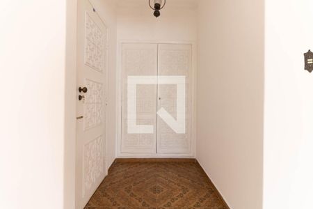 Entrada de apartamento à venda com 3 quartos, 174m² em Aclimação, São Paulo