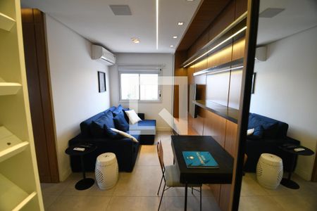 Sala de apartamento para alugar com 1 quarto, 50m² em Cambuí, Campinas