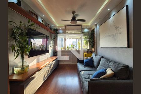 Sala de apartamento à venda com 2 quartos, 58m² em Barra da Tijuca, Rio de Janeiro