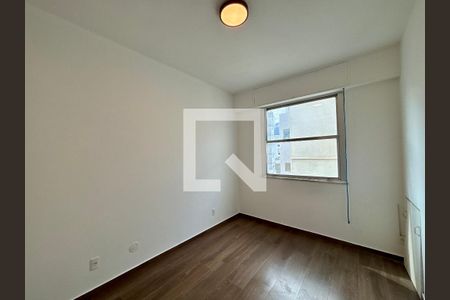 Quarto 1 de apartamento à venda com 3 quartos, 178m² em Leblon, Rio de Janeiro