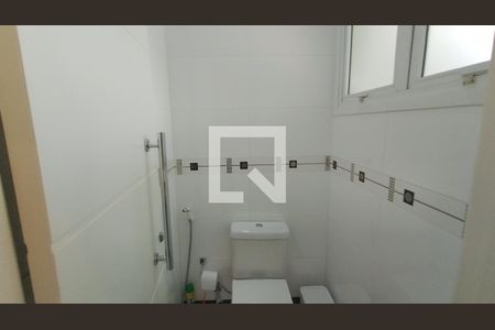 Lavabo de casa de condomínio para alugar com 4 quartos, 525m² em Jardim Residencial Suzano, Suzano