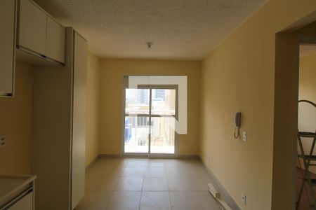 Sala/Cozinha de apartamento para alugar com 2 quartos, 34m² em Vila Graciosa, São Paulo
