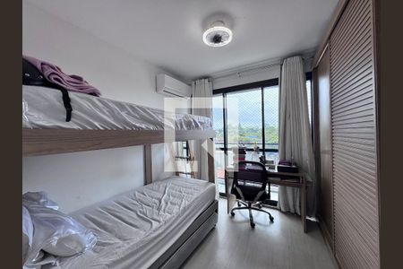 Quarto de apartamento à venda com 2 quartos, 74m² em Recreio dos Bandeirantes, Rio de Janeiro