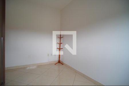 Quarto 1 de apartamento para alugar com 2 quartos, 57m² em Morro do Espelho, São Leopoldo