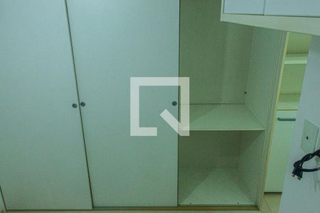 Quarto de apartamento à venda com 2 quartos, 144m² em Vila Isa, São Paulo