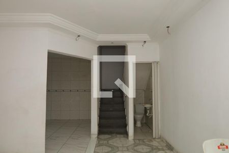 Sala de casa para alugar com 2 quartos, 73m² em Itaquera, São Paulo