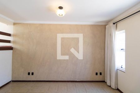 Sala 01 de casa para alugar com 3 quartos, 180m² em Parque da Figueira, Campinas