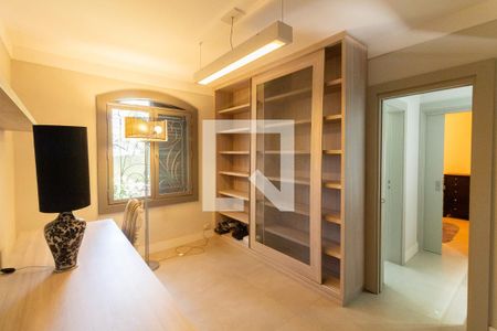Quarto 1 de casa à venda com 3 quartos, 318m² em Butantã, São Paulo