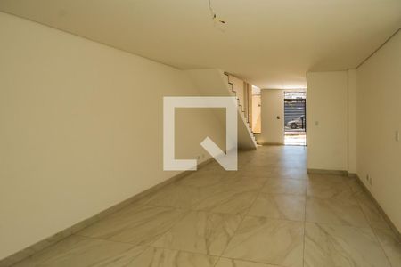 Sala de casa à venda com 3 quartos, 200m² em Santa Branca, Belo Horizonte