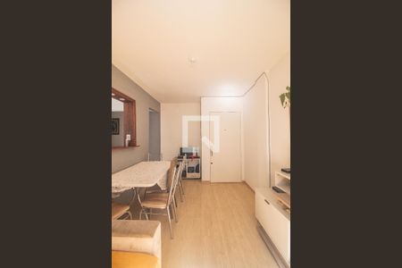 Sala de apartamento para alugar com 1 quarto, 42m² em Santa Tereza, Porto Alegre