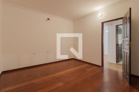 Casa para alugar com 5 quartos, 220m² em Vila Assis Brasil, Mauá