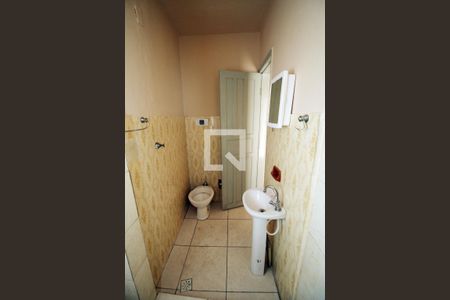 Banheiro de apartamento para alugar com 1 quarto, 36m² em Cordovil, Rio de Janeiro