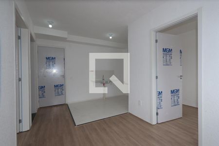 Sala de apartamento para alugar com 2 quartos, 35m² em Fazenda da Juta, São Paulo