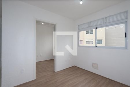 Sala de apartamento para alugar com 2 quartos, 35m² em Fazenda da Juta, São Paulo