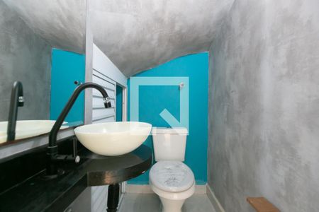 Lavabo de casa de condomínio para alugar com 2 quartos, 63m² em Parada Xv de Novembro, São Paulo