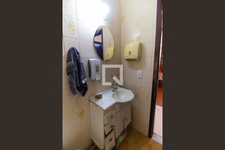 Lavabo de casa à venda com 5 quartos, 720m² em Vila Progresso, Niterói