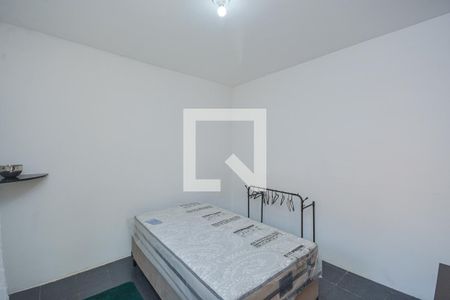 Quarto de casa para alugar com 1 quarto, 30m² em Interlagos, São Paulo
