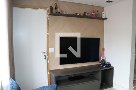 Sala de casa de condomínio para alugar com 2 quartos, 75m² em Bairro Jardim Nossa Senhora das Graças, Cotia