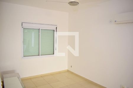 Sala de casa de condomínio para alugar com 3 quartos, 260m² em Vila do Golf, Ribeirão Preto