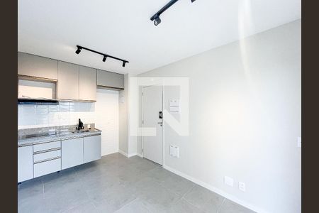 Sala/Cozinha de apartamento para alugar com 1 quarto, 29m² em Vila Romana, São Paulo