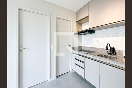 Sala/Cozinha de apartamento para alugar com 1 quarto, 29m² em Vila Romana, São Paulo