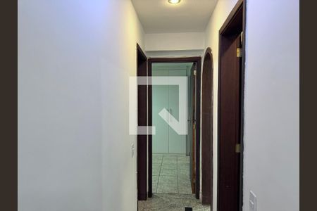 Corredor de apartamento à venda com 3 quartos, 112m² em Recreio dos Bandeirantes, Rio de Janeiro