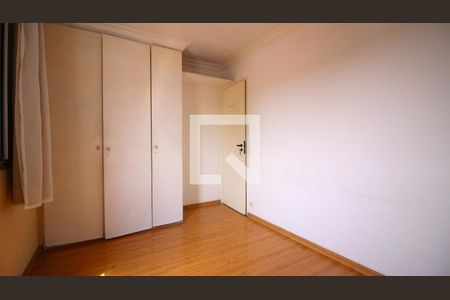 Quarto 2 de apartamento para alugar com 2 quartos, 67m² em Vila Santa Clara, São Paulo