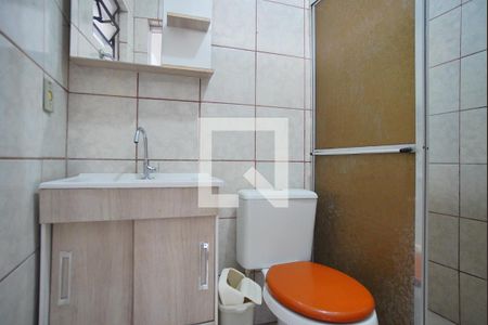 Banheiro  de casa para alugar com 1 quarto, 44m² em Jardim Sabará, Porto Alegre