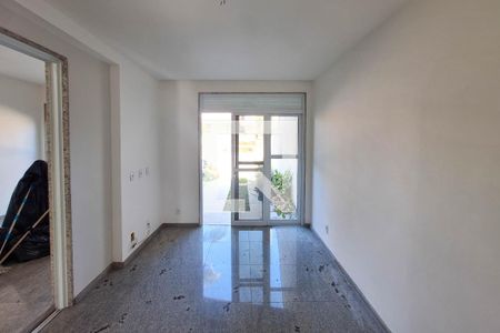 Sala 2 de casa para alugar com 4 quartos, 180m² em Piratininga, Niterói