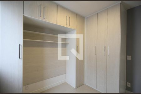 Quarto 1 de apartamento para alugar com 2 quartos, 42m² em Parque Reboucas, São Paulo