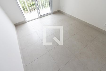 Sala de apartamento para alugar com 1 quarto, 28m² em Parque Industrial Tomas Edson, São Paulo