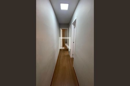 Corredor de apartamento para alugar com 2 quartos, 44m² em Chácaras Rio-petrópolis, Duque de Caxias