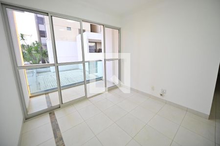Sala de apartamento para alugar com 3 quartos, 79m² em Setor Bueno, Goiânia