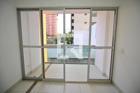 Sala de apartamento para alugar com 3 quartos, 79m² em Setor Bueno, Goiânia