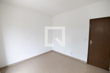 Quarto 1 de casa de condomínio para alugar com 2 quartos, 59m² em Santíssimo, Rio de Janeiro