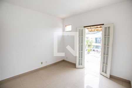 Quarto 1 de casa de condomínio para alugar com 2 quartos, 59m² em Santíssimo, Rio de Janeiro