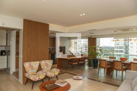 Sala de apartamento à venda com 3 quartos, 194m² em Campo Belo, São Paulo