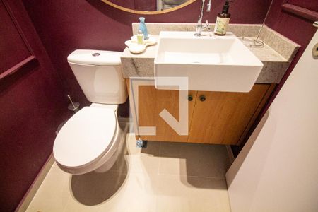 Lavabo de apartamento para alugar com 2 quartos, 68m² em Santo Amaro, São Paulo