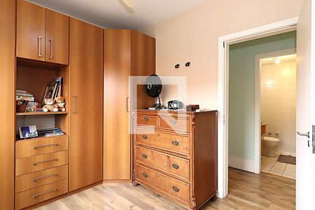 Quarto 1 de apartamento para alugar com 2 quartos, 82m² em Passo D’areia, Porto Alegre